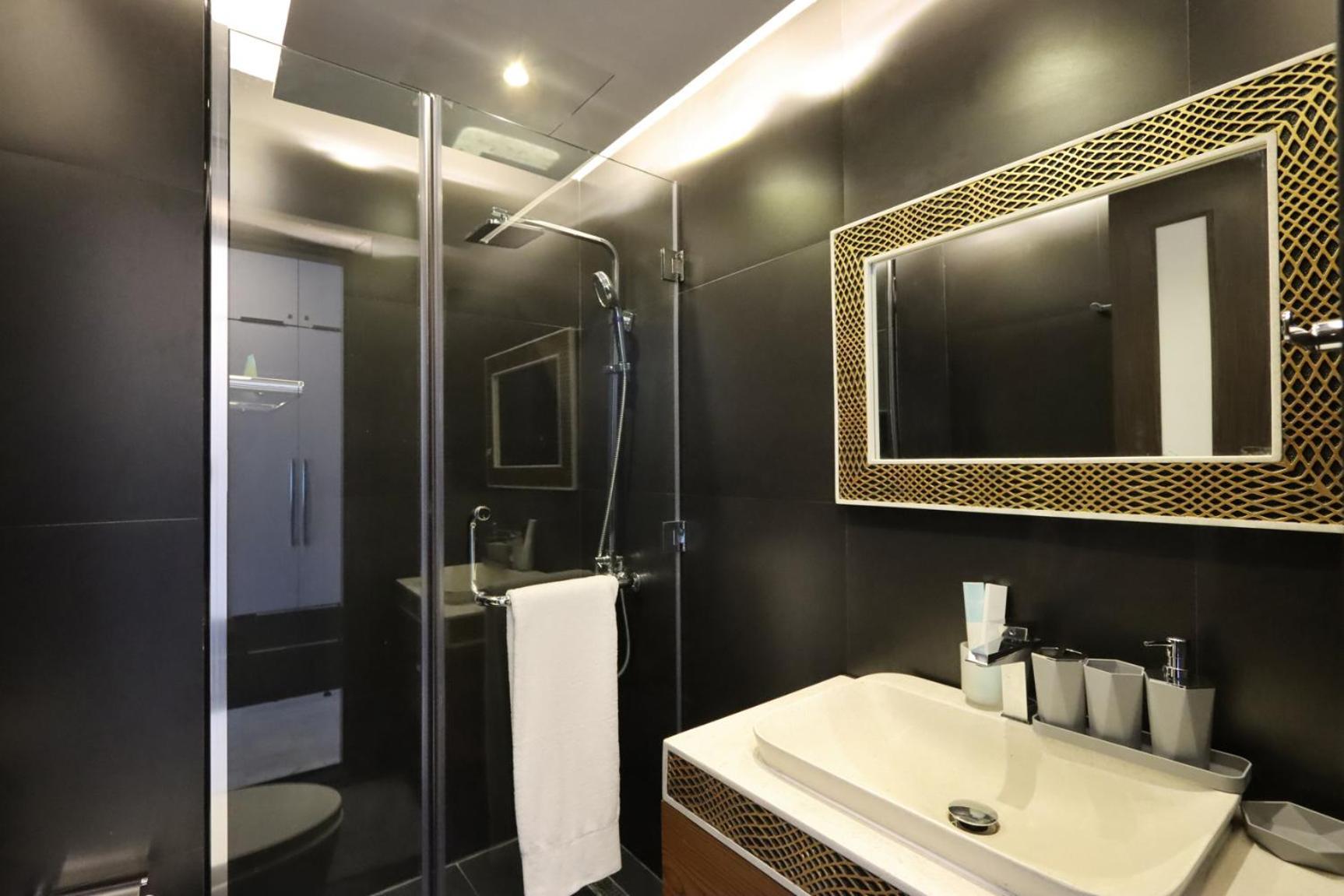 Livbnb - Prime Located Studio, Near To Attractions *